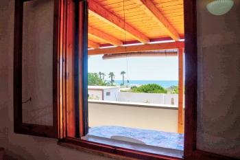 Casa Wolf (a Lido Marini - vista mare)