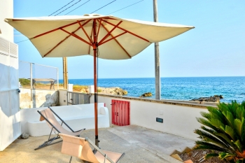 Casa Zefiro a 10mt dal mare di Lido Marini