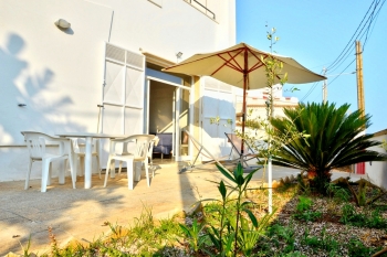 Casa Zefiro a 10mt dal mare di Lido Marini