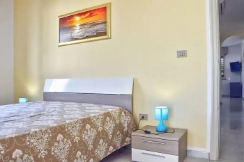 Appartamento a 30mt dalla spiaggia di Torre Pali)