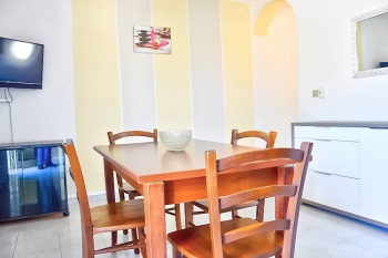 Appartamento a 30mt dalla spiaggia di Torre Pali)